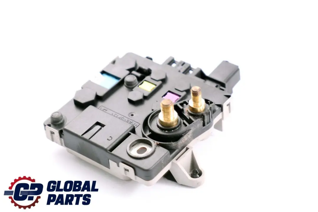 Mercedes-Benz CL S Class C215 W220 Battery Cable Box Connector to with Part number A2205460541 Mercedes-Benz CL S Class C215 W220 Battery Cable Box Connector - SKU A2205460541 - Part number A2205460541