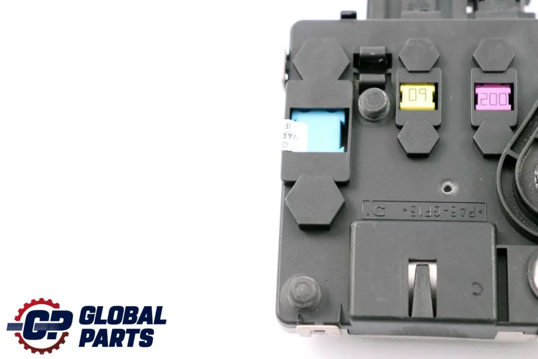 Mercedes-Benz CL S Class C215 W220 Battery Cable Box Connector to with Part number A2205460541 Mercedes-Benz CL S Class C215 W220 Battery Cable Box Connector - SKU A2205460541 - Part number A2205460541