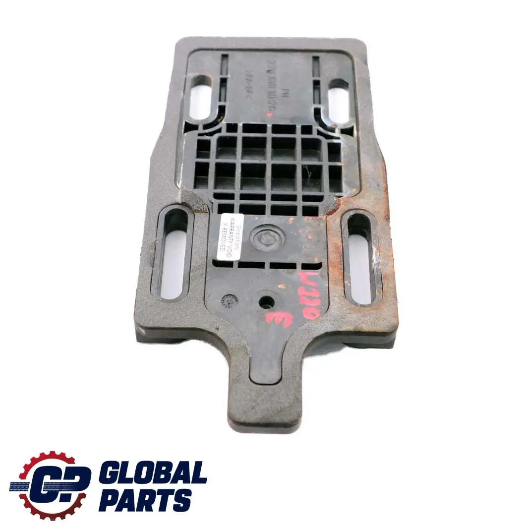 Parachoques trasero De montaje Crash Bar Soporte Placa para Mercedes W220 con número de pieza A2206101026 Mercedes W220 Parachoques trasero De montaje Crash Bar Soporte Placa - SKU A2206101026 - Número de pieza A2206101026