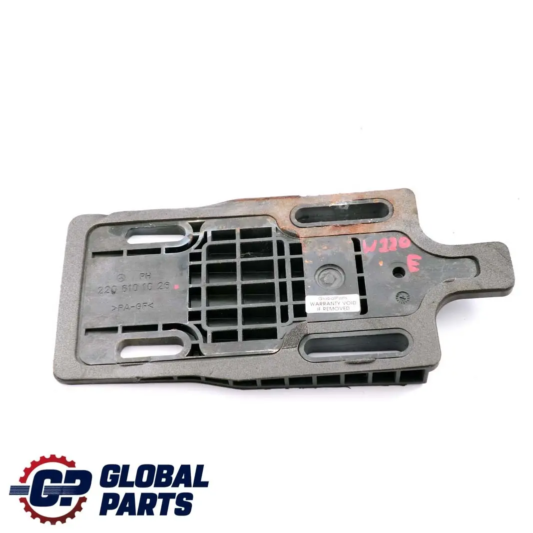 Parachoques trasero De montaje Crash Bar Soporte Placa para Mercedes W220 con número de pieza A2206101026 Mercedes W220 Parachoques trasero De montaje Crash Bar Soporte Placa - SKU A2206101026 - Número de pieza A2206101026