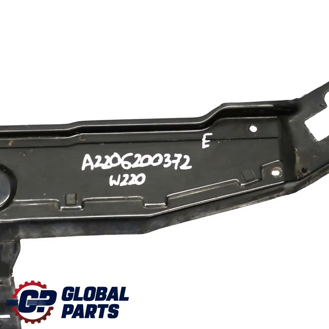 Mercedes-Benz S W220 Schlossträger Frontmaske Versteifung Träger Rahmen für mit Teilenummer A2206200372 Mercedes-Benz S W220 Schlossträger Frontmaske Versteifung Träger Rahmen - SKU A2206200372 - Teilenummer A2206200372