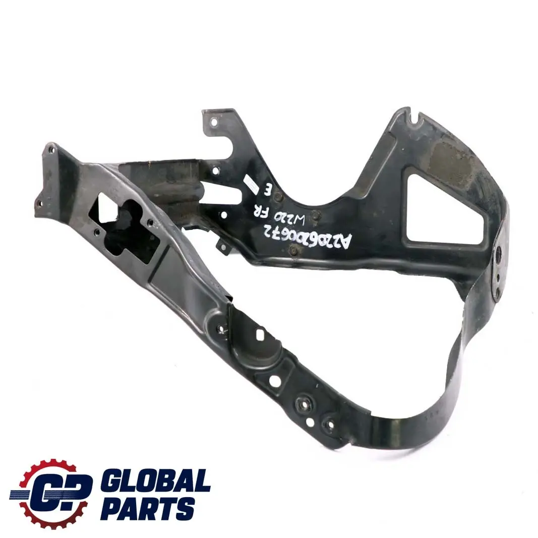 Mercedes-Benz S W220 Scheinwerfer Halter Träger Rahmen Rechts für mit Teilenummer A2206200672 Mercedes-Benz S W220 Scheinwerfer Halter Träger Rahmen Rechts - SKU A2206200672 - Teilenummer A2206200672