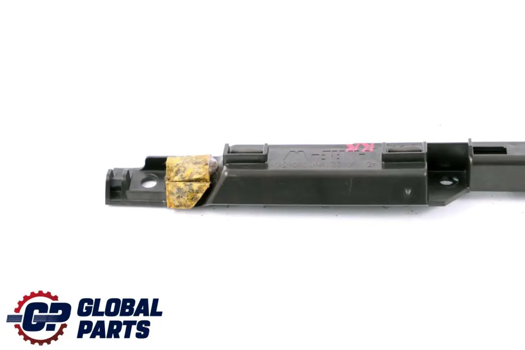 Trasera Derecha Umbral de Puerta Entrada Trimn Titular para Mercedes W220 con número de pieza A2206800656 Mercedes W220 Trasera Derecha Umbral de Puerta Entrada Trimn Titular - SKU A2206800656 - Número de pieza A2206800656