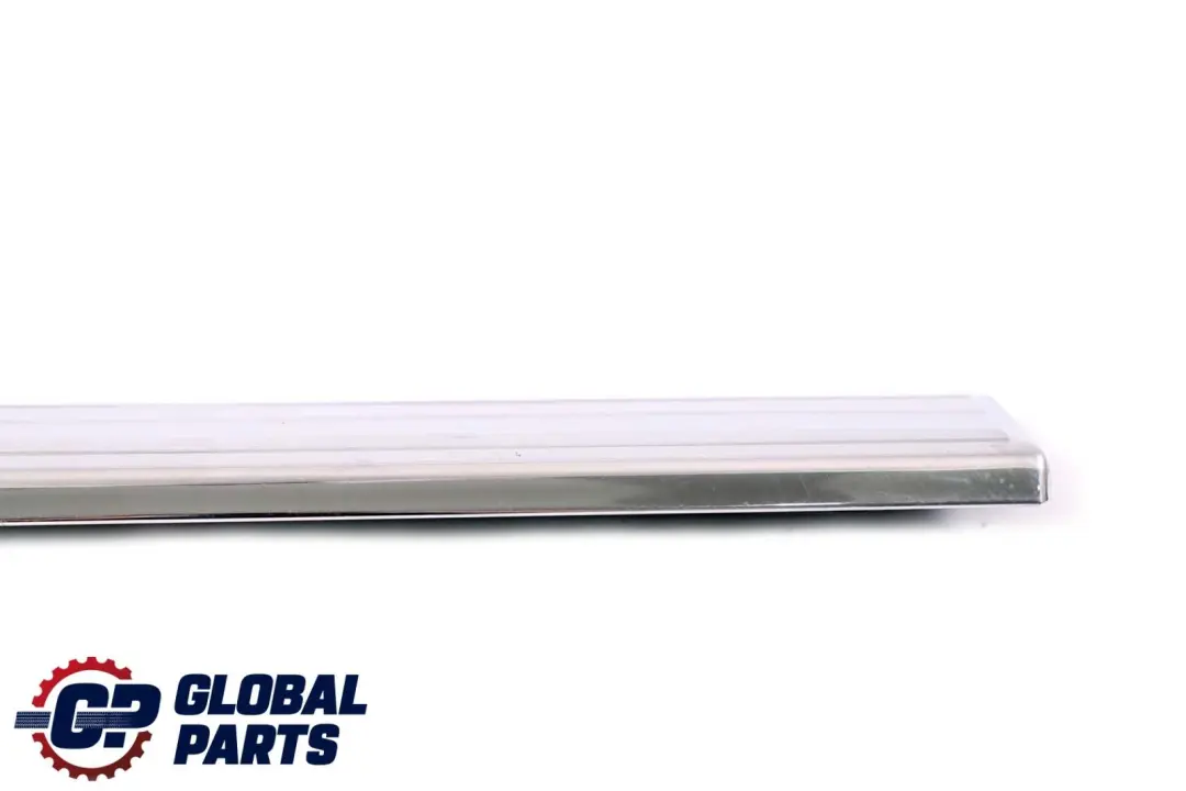 Mercedes W220 Garniture De Seuil De Porte Avant Gauche Droite - SKU A2206805535 - Numéro de pièce A2206805535