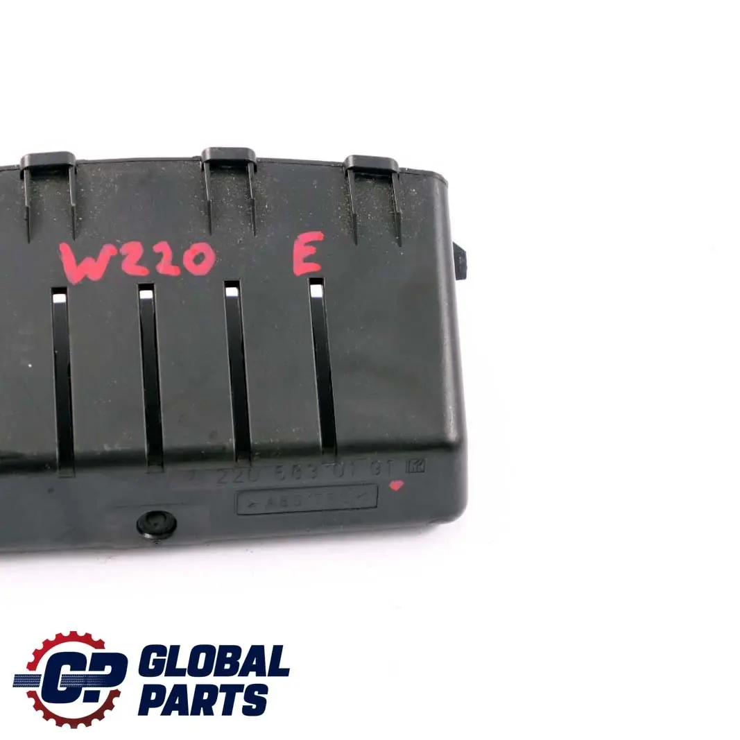 Classe S W220 Console centrale ripiano posteriore vassoio per Mercedes con numero di parte A2206830191 Mercedes Classe S W220 Console centrale ripiano posteriore vassoio - SKU A2206830191 - Numero di parte A2206830191