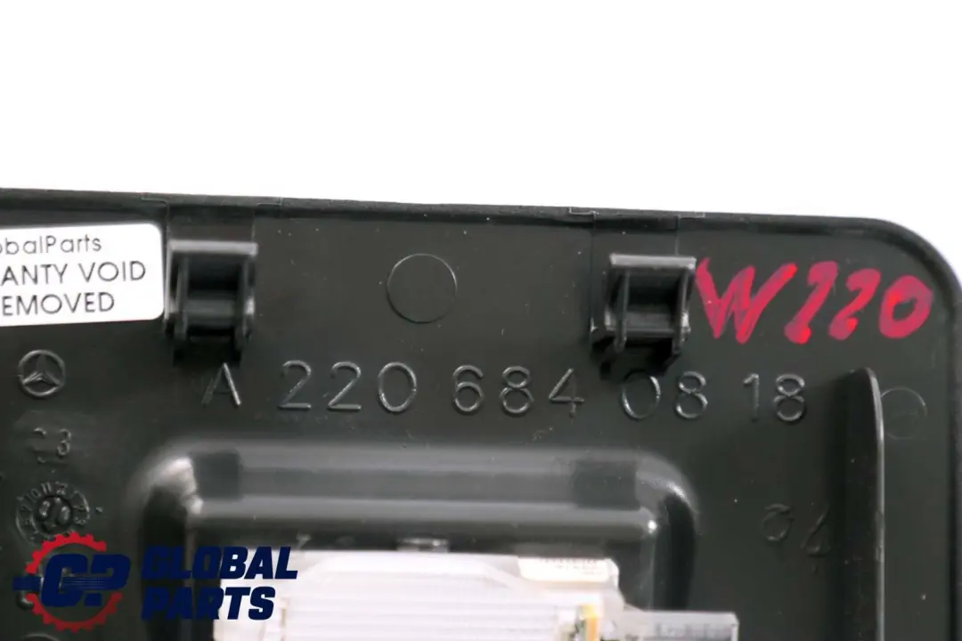Mercedes-Benz S-Klasse W220 Vorne Kick Panel Innenleuchte Abdeckung für mit Teilenummer A2206840818 Mercedes-Benz S-Klasse W220 Vorne Kick Panel Innenleuchte Abdeckung - SKU A2206840818 - Teilenummer A2206840818