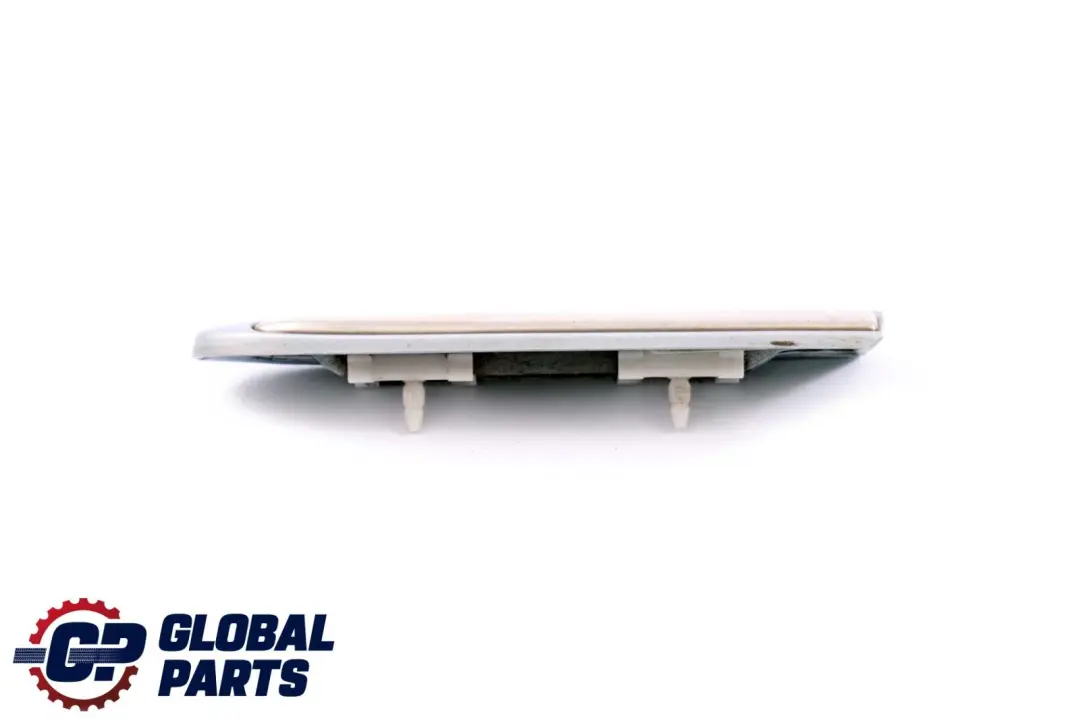 S-Klasse W220 Kotflügel Vorne Rechts Zierleiste Chalcedonblau Blau für Mercedes mit Teilenummer A2206900262 Mercedes S-Klasse W220 Kotflügel Vorne Rechts Zierleiste Chalcedonblau Blau - SKU A2206900262-QB - Teilenummer A2206900262