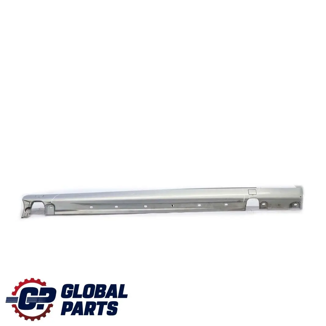 Próg Listwa Prawa Niebieska do Mercedes W220 o numerze A2206980254 Mercedes W220 Próg Listwa Prawa Niebieska - SKU A2206980254-QB1 - Numer Części A2206980254