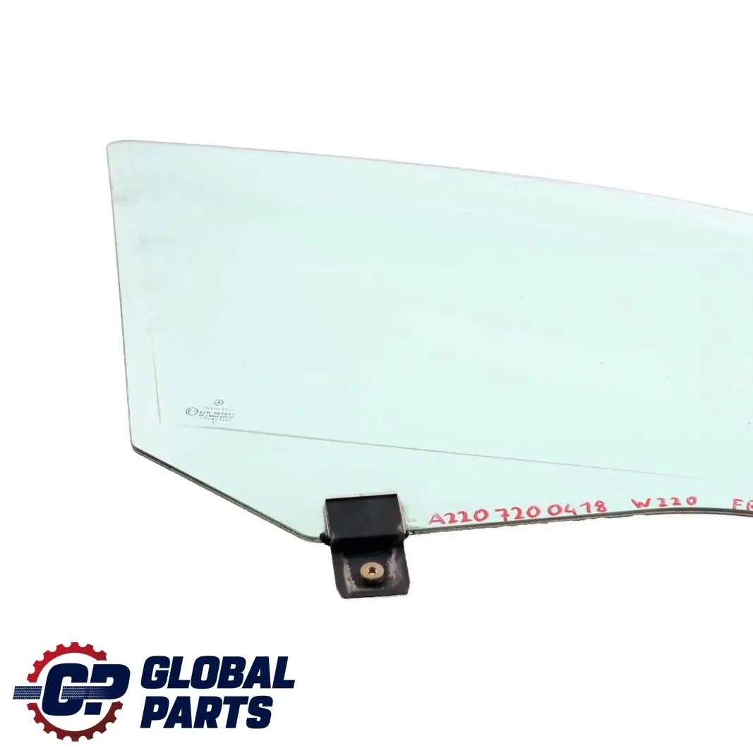 Vorne Rechts Fenster Glas AS2 Grün für Mercedes W220 mit Teilenummer A2207200418 Mercedes W220 Vorne Rechts Fenster Glas AS2 Grün - SKU A2207200418 - Teilenummer A2207200418
