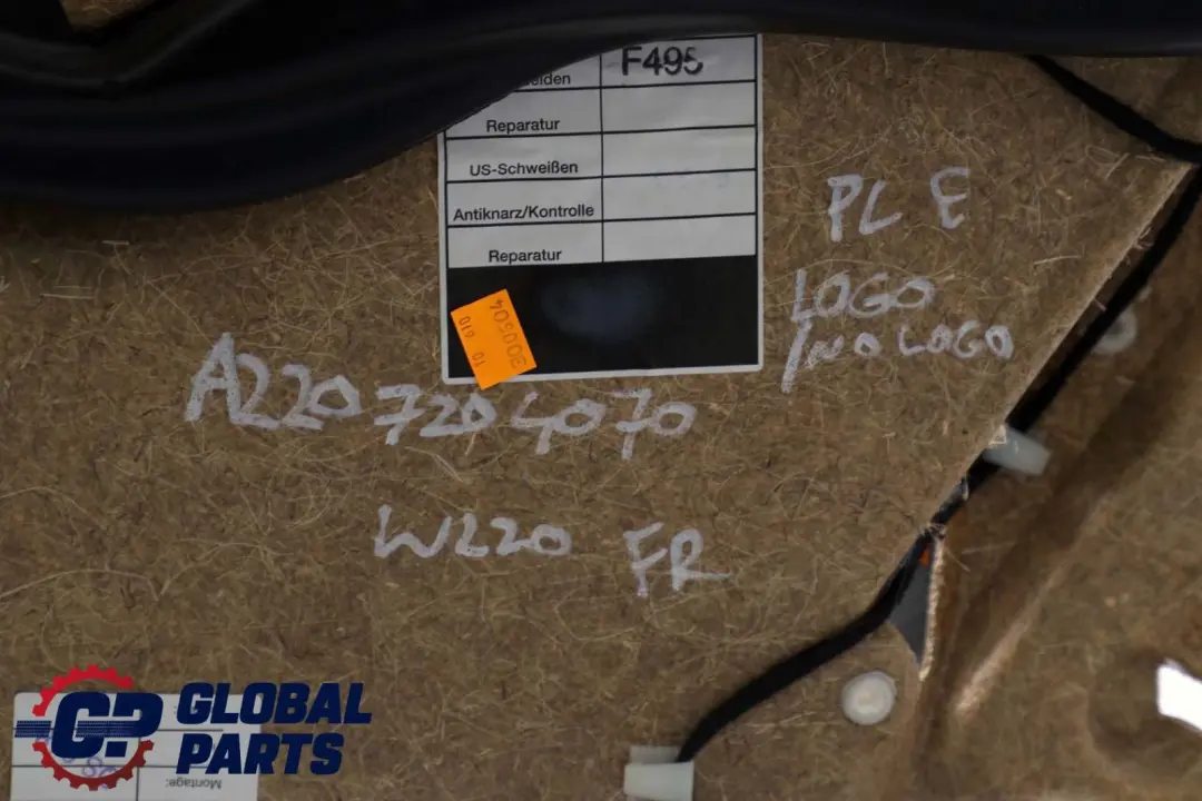 Mercedes W220 Scheda Porta Anteriore Destra Rivestimento Pannello Pelle - SKU A2207204070 - Numero di parte A2207204070