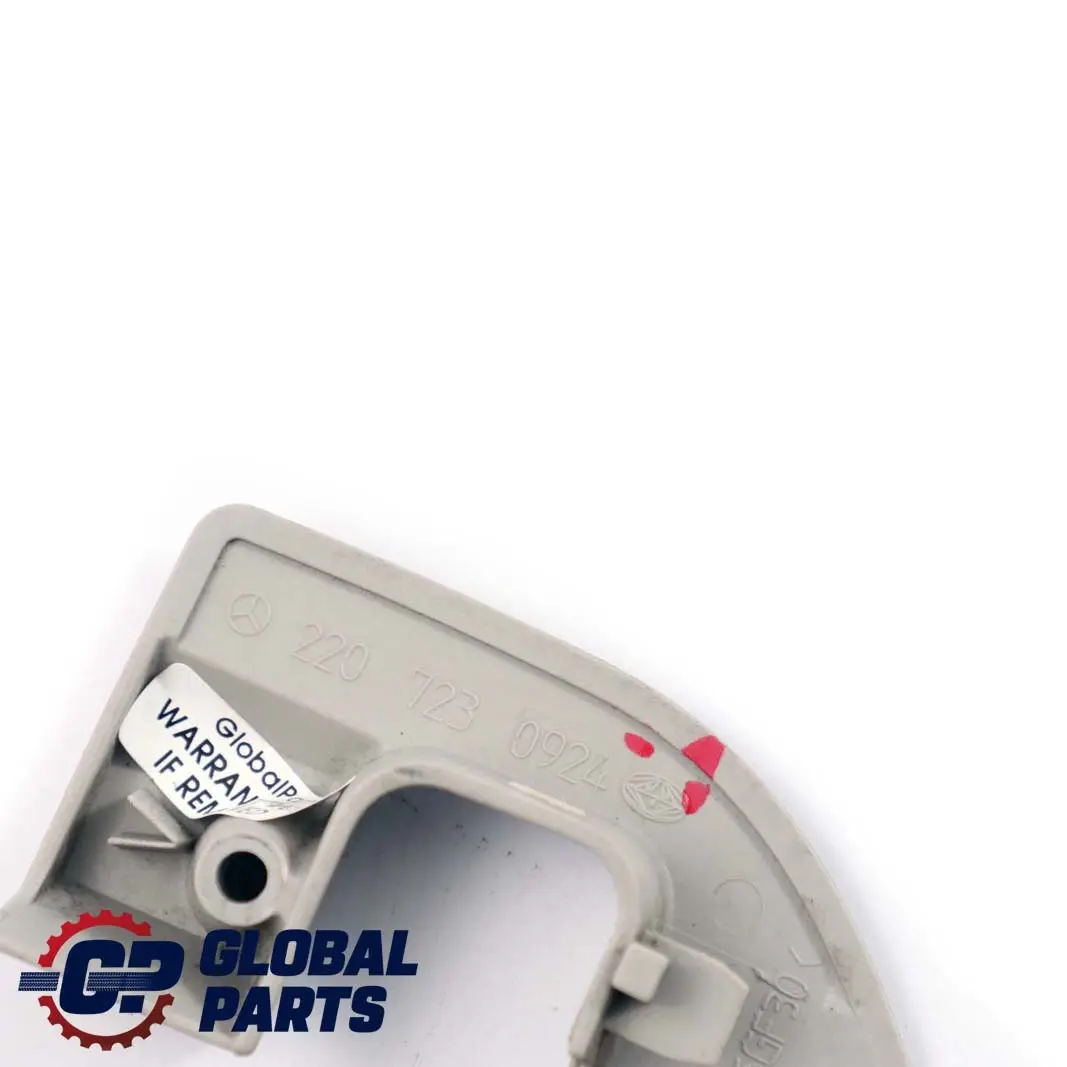 Delantero Izquierdo Embellecedor Cerradura Puerta Gris para Mercedes W220 con número de pieza A2207230924 Mercedes W220 Delantero Izquierdo Embellecedor Cerradura Puerta Gris - SKU A2207230924-1 - Número de pieza A2207230924