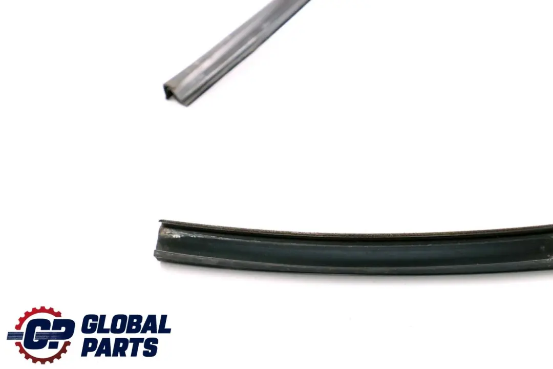 Mercedes W220 Puerta Delantera Izquierda Ventana Guia Junta Sellado - SKU A2207251125 - Número de pieza A2207251125