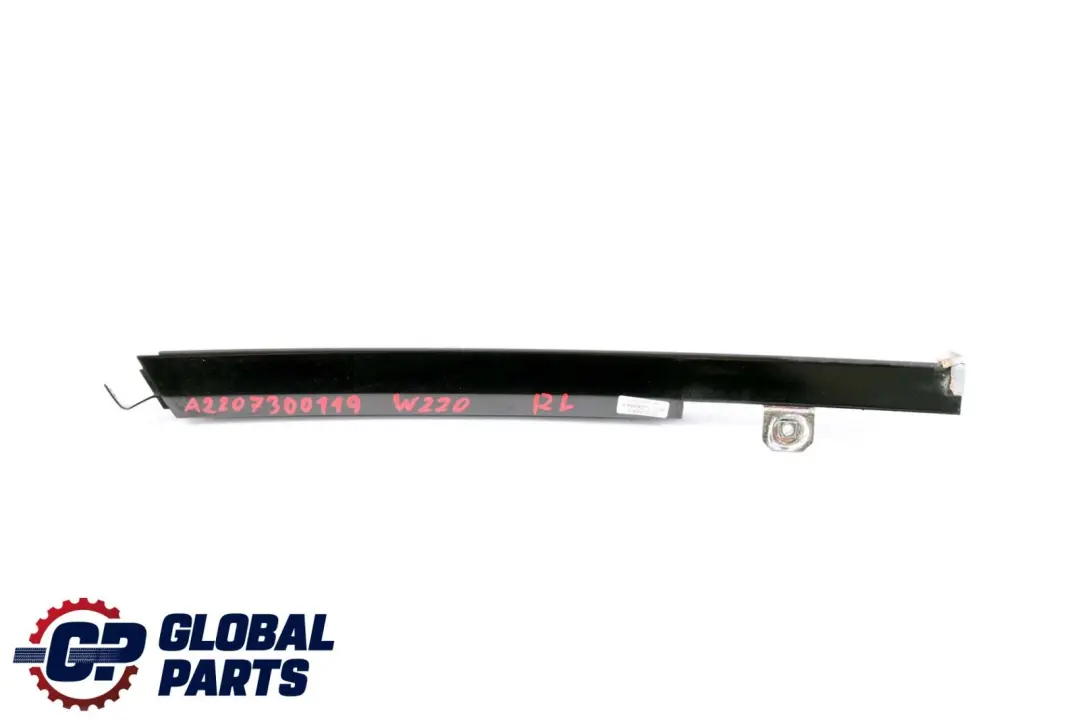 MERCEDES-BENZ CLASSE S W220 Guida Binario Finestra Posteriore Sinistra per con numero di parte A2207300119 MERCEDES-BENZ CLASSE S W220 Guida Binario Finestra Posteriore Sinistra - SKU A2207300119 - Numero di parte A2207300119