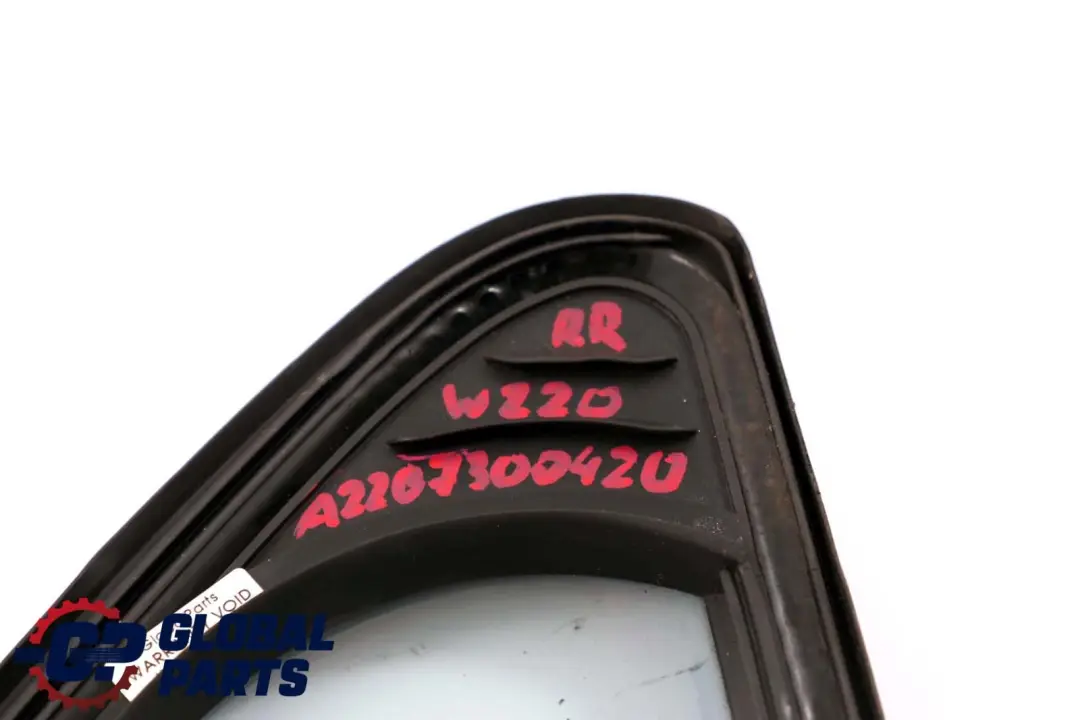 Right O/S Side Window Green Glass AS2 to Mercedes S-Class W220 Rear with Part number A2207300420 Mercedes S-Class W220 Rear Right O/S Side Window Green Glass AS2 - SKU A2207300420 - Part number A2207300420