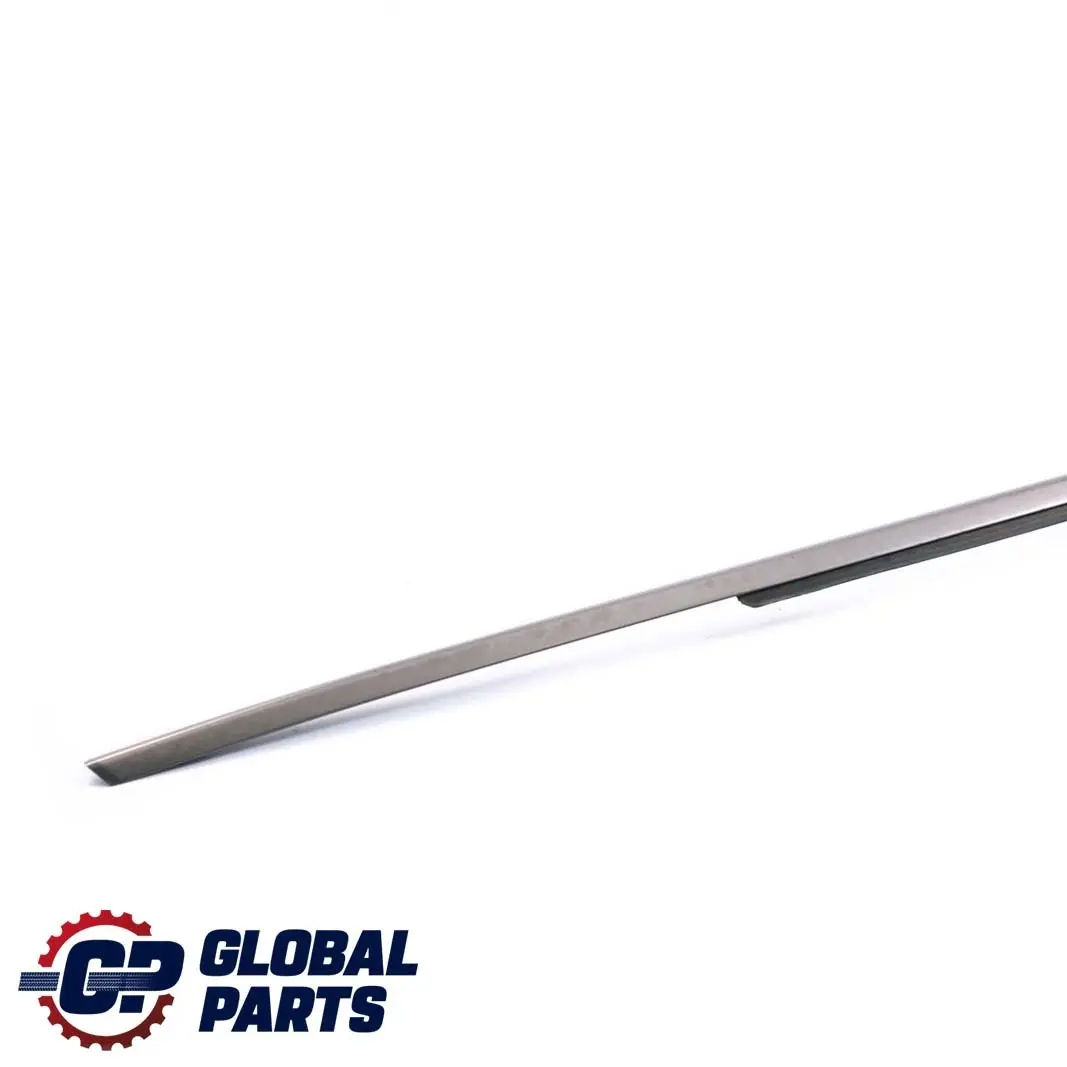 Riel De Sellado Izquierda Derecha N/ Puerta Trasera para Mercedes W220 con número de pieza A2207300724 Mercedes W220 Riel De Sellado Izquierda Derecha N/ Puerta Trasera - SKU A2207300724 - Número de pieza A2207300724
