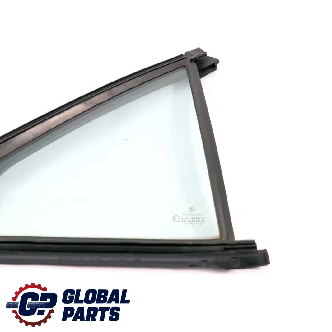 Trasero Derecho Ventana Fija Vidrio Verde AS2 para Mercedes W220 con número de pieza A2207300820 Mercedes W220 Trasero Derecho Ventana Fija Vidrio Verde AS2 - SKU A2207300820 - Número de pieza A2207300820