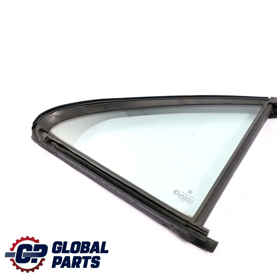 Trasero Derecho Ventana Fija Vidrio Verde AS2 para Mercedes W220 con número de pieza A2207300820 Mercedes W220 Trasero Derecho Ventana Fija Vidrio Verde AS2 - SKU A2207300820 - Número de pieza A2207300820