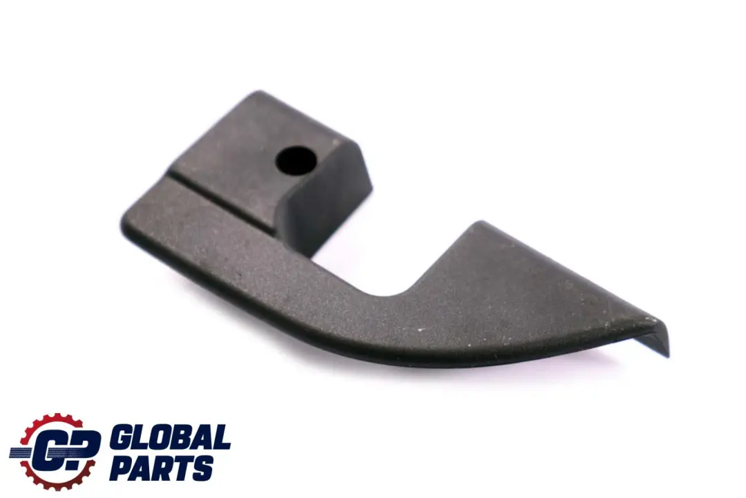 Mercedes-Benz Clase S W220 Rear Left Door Lock Surround Trim para con número de pieza A2207330148 Mercedes-Benz Clase S W220 Rear Left Door Lock Surround Trim - SKU A2207330148 - Número de pieza A2207330148