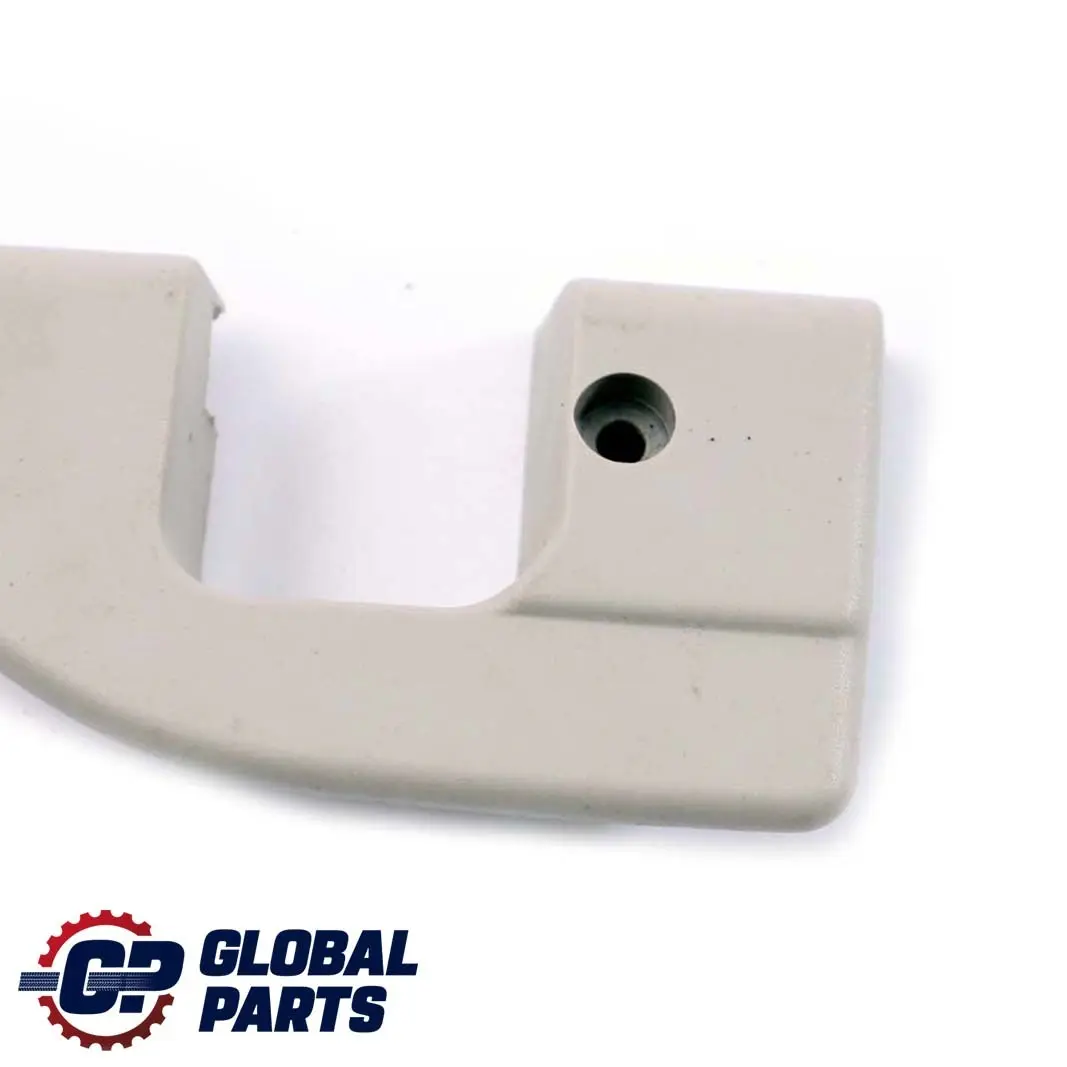 posteriore destro O/S Door Lock Surround Trim Grigio per Mercedes S W220 con numero di parte A2207330248 Mercedes S W220 posteriore destro O/S Door Lock Surround Trim Grigio - SKU A2207330248-1 - Numero di parte A2207330248