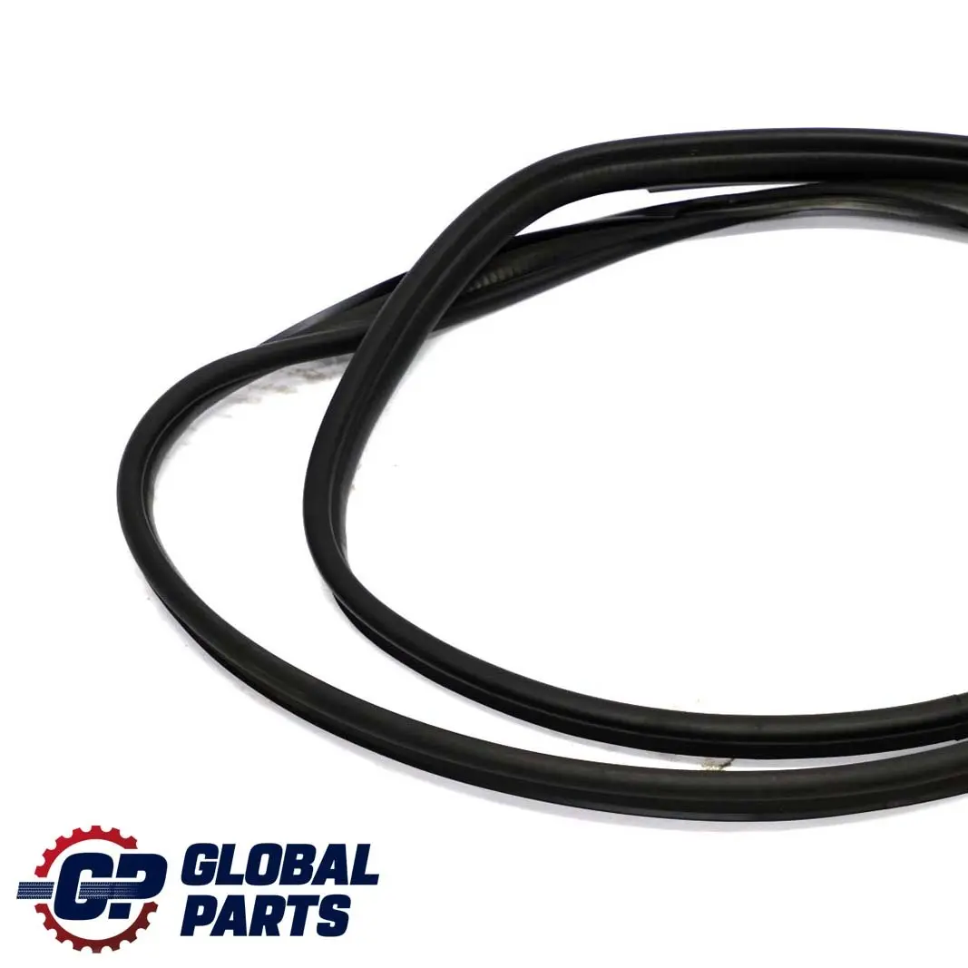 Uszczelka Klapy Bagażnika do Mercedes S W220 o numerze A2207500198 Mercedes S W220 Uszczelka Klapy Bagażnika - SKU A2207500198 - Numer Części A2207500198