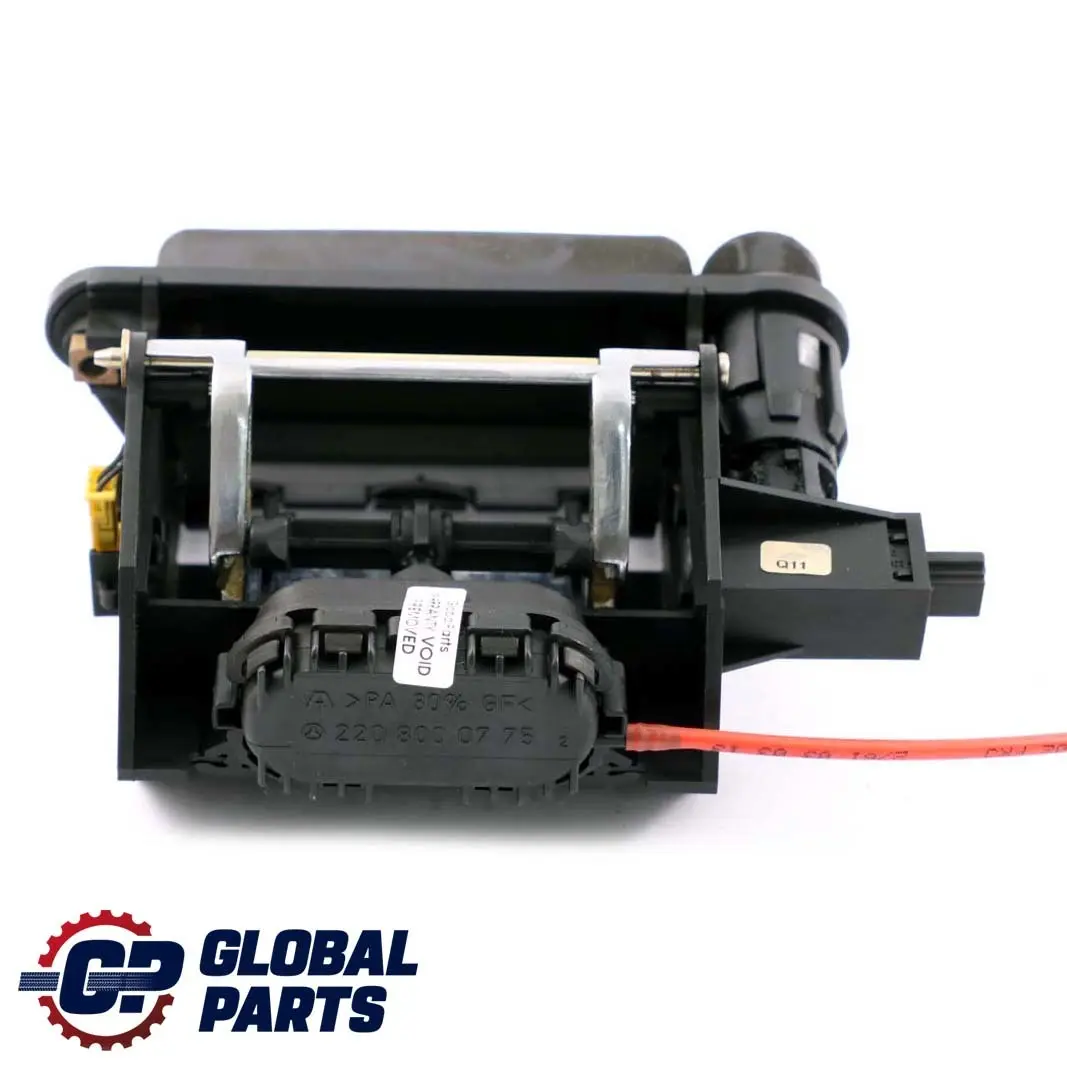 Mercedes-Benz S-Klasse W220 Schloß Griff Heckklappe Kofferraum für mit Teilenummer A2207500893 Mercedes-Benz S-Klasse W220 Schloß Griff Heckklappe Kofferraum - SKU A2207500893 - Teilenummer A2207500893