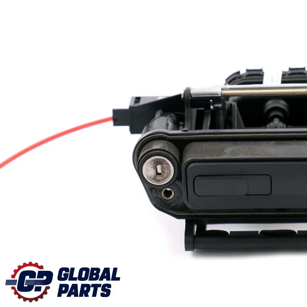 Mercedes-Benz S-Klasse W220 Schloß Griff Heckklappe Kofferraum für mit Teilenummer A2207500893 Mercedes-Benz S-Klasse W220 Schloß Griff Heckklappe Kofferraum - SKU A2207500893 - Teilenummer A2207500893