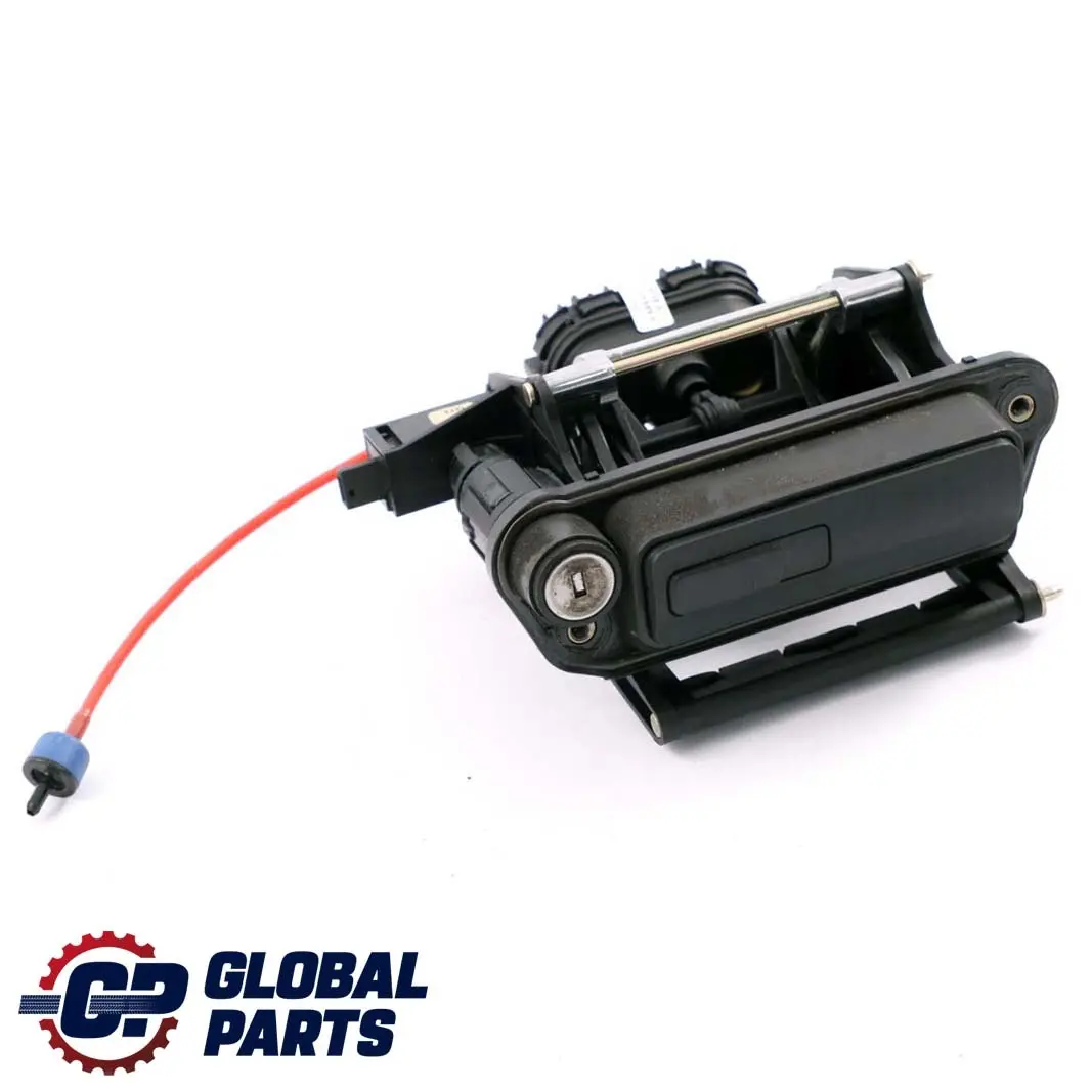 Mercedes-Benz S W220 Rear Door Tailgate Bootlid Handle Lock Catch to with Part number A2207500893 Mercedes-Benz S W220 Rear Door Tailgate Bootlid Handle Lock Catch - SKU A2207500893 - Part number A2207500893