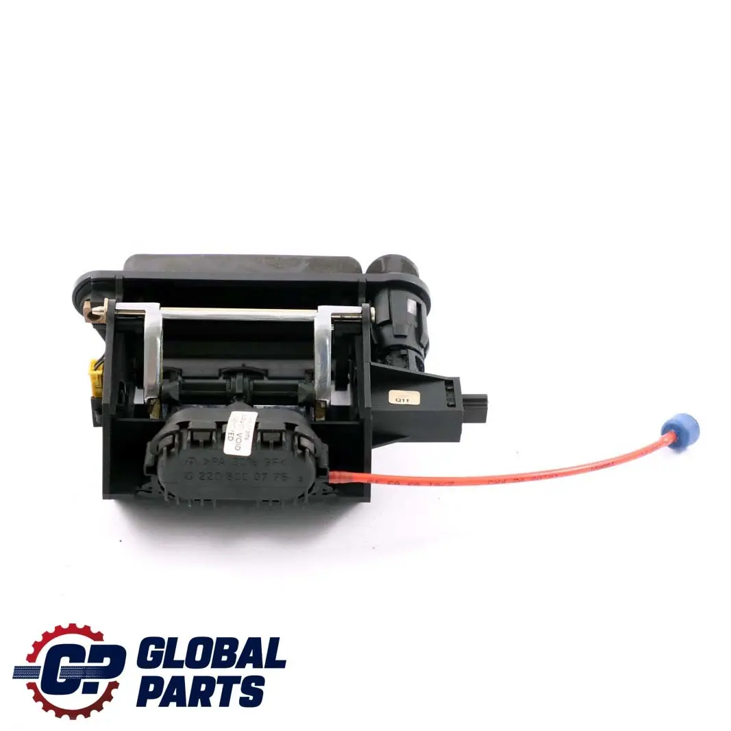 Mercedes-Benz S-Klasse W220 Schloß Griff Heckklappe Kofferraum für mit Teilenummer A2207500893 Mercedes-Benz S-Klasse W220 Schloß Griff Heckklappe Kofferraum - SKU A2207500893 - Teilenummer A2207500893