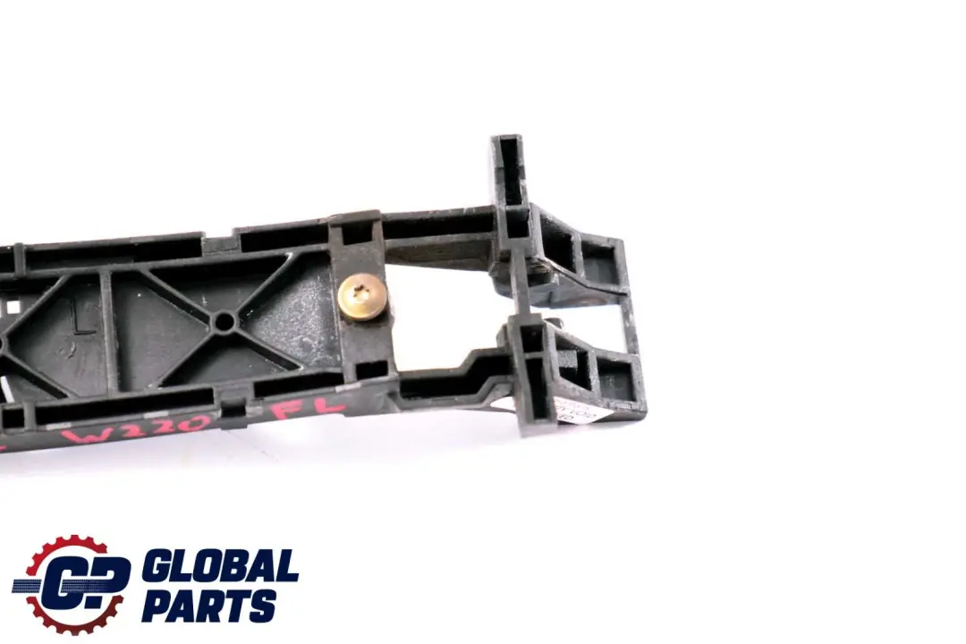 Mercedes-Benz S-Class W220 Front Left Door N/S Handle Bracket Bearing Clamp to with Part number A2207600334 Mercedes-Benz S-Class W220 Front Left Door N/S Handle Bracket Bearing Clamp - SKU A2207600334 - Part number A2207600334
