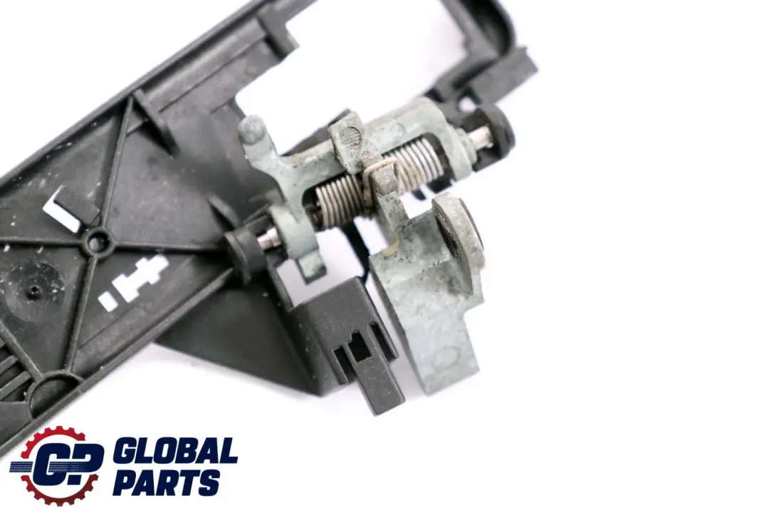 Mercedes-Benz S-Class W220 Front Right Door O/S Handle Bracket Bearing Clamp to with Part number A2207600434 Mercedes-Benz S-Class W220 Front Right Door O/S Handle Bracket Bearing Clamp - SKU A2207600434 - Part number A2207600434