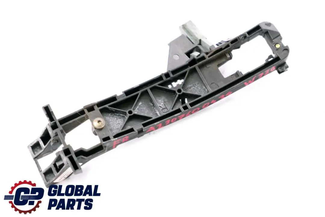 Mercedes-Benz S-Class W220 Front Right Door O/S Handle Bracket Bearing Clamp to with Part number A2207600434 Mercedes-Benz S-Class W220 Front Right Door O/S Handle Bracket Bearing Clamp - SKU A2207600434 - Part number A2207600434