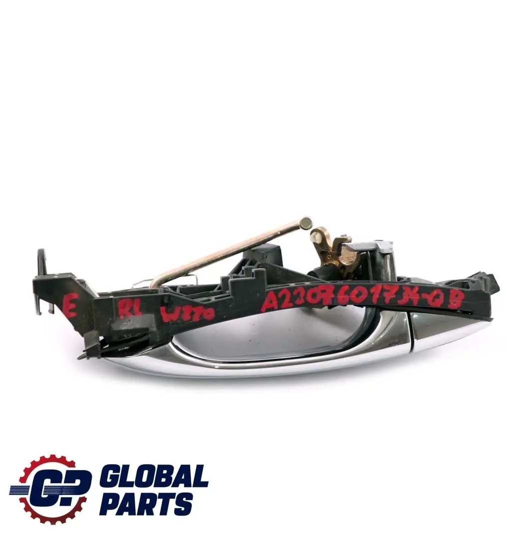 MERCEDES-BENZ CLASSE S W220 Porte Arriere Gauche Poignee Calcedoine Bleu 347 pour à propos du numéro de pièce A2207601734 MERCEDES-BENZ CLASSE S W220 Porte Arriere Gauche Poignee Calcedoine Bleu 347 - SKU A2207601734-QB - Numéro de pièce A2207601734