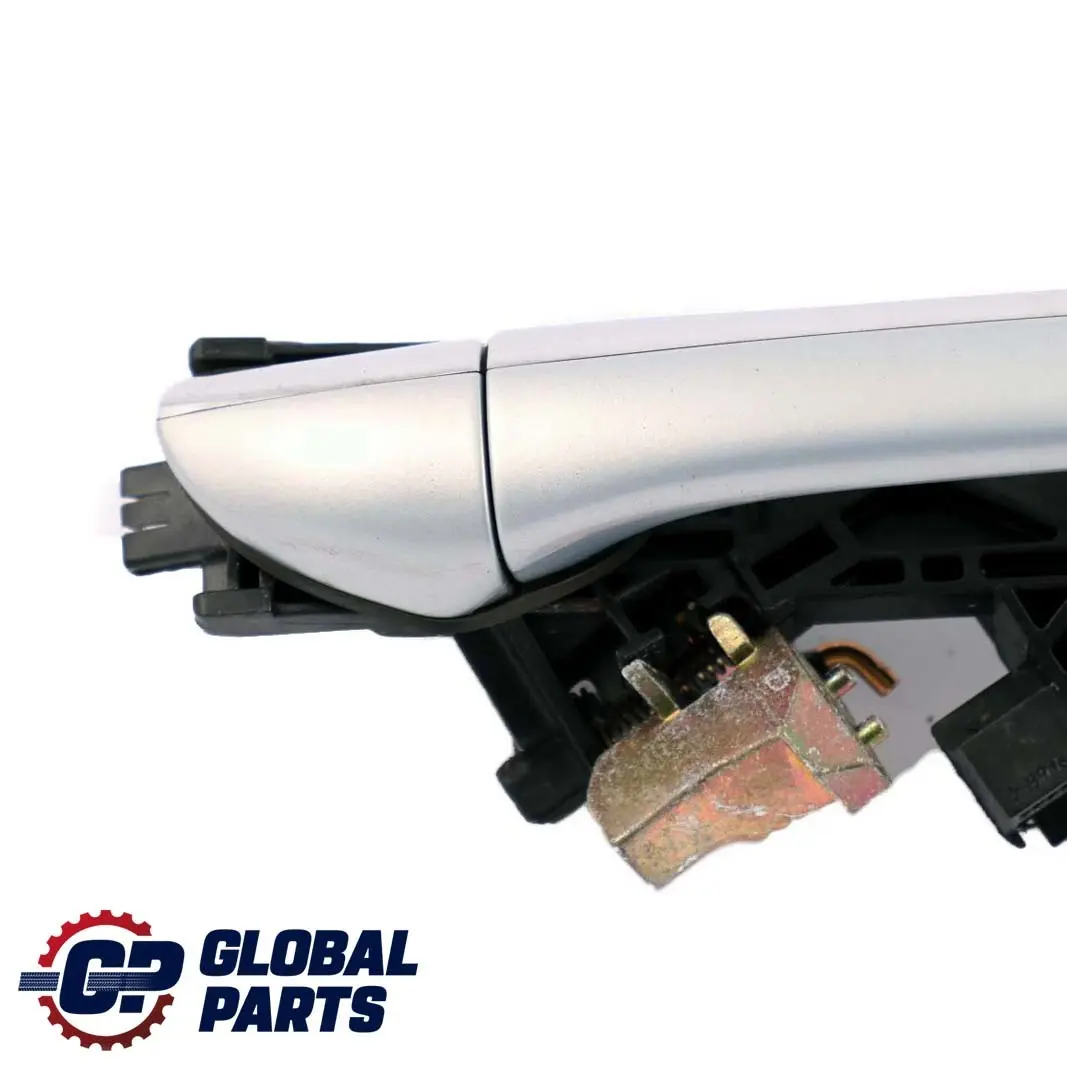 Mercedes-Benz S-Class W220 Rear Right Door O/S Handle Chalcedonblau 347 Blue to with Part number A2207601834 Mercedes-Benz S-Class W220 Rear Right Door O/S Handle Chalcedonblau 347 Blue - SKU A2207601834-QB - Part number A2207601834