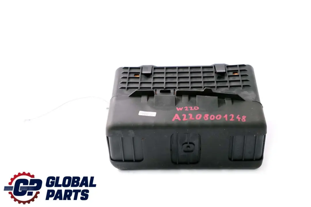 Mercedes-Benz CL S Class C215 W220 Central Lock Door Vacuum Pump to with Part number A2208001248 Mercedes-Benz CL S Class C215 W220 Central Lock Door Vacuum Pump - SKU A2208001248 - Part number A2208001248