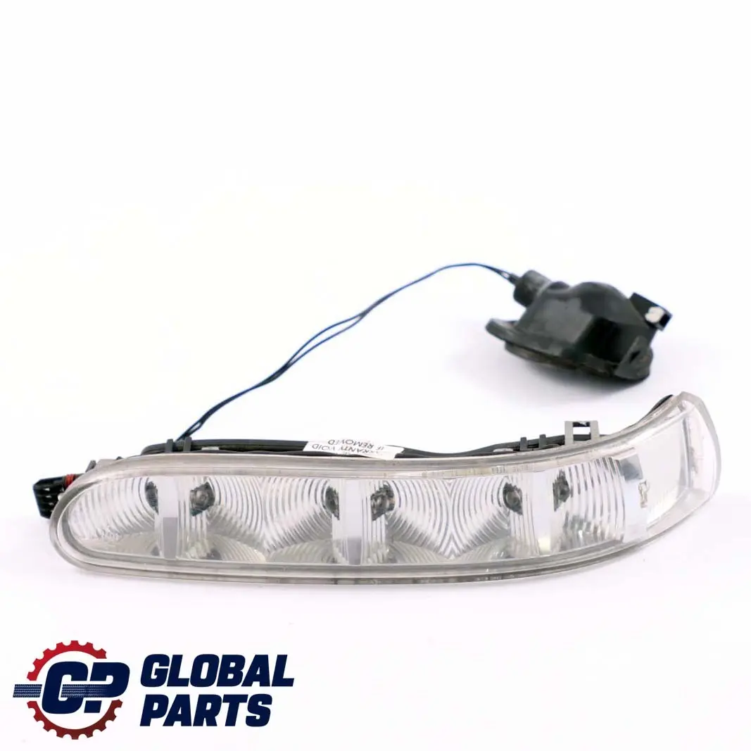 Mercedes-Benz S-Class W220 Wing Mirror Blinker Indicator Lamp Left to with Part number A2208200521 Mercedes-Benz S-Class W220 Wing Mirror Blinker Indicator Lamp Left - SKU A2208200521 - Part number A2208200521