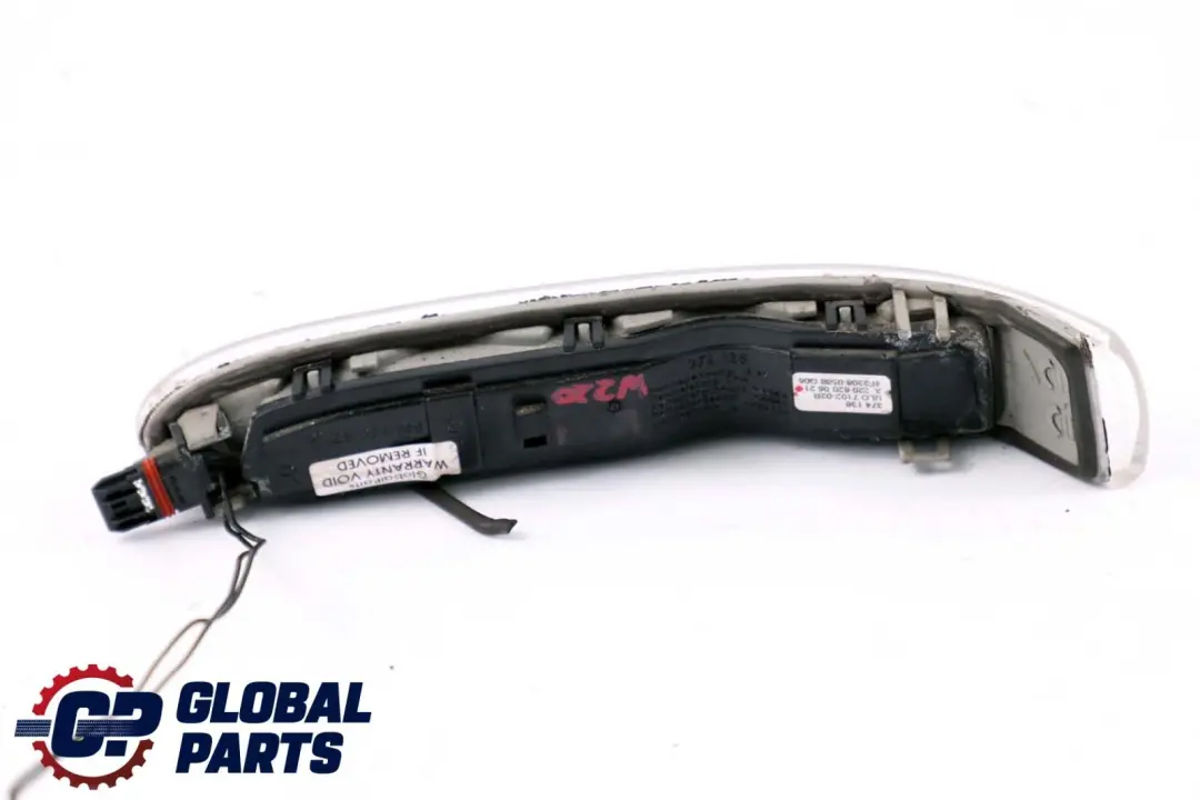 Blinker Aussenspiegel Spiegelblinker Rechts für Mercedes CL S C215 W220 mit Teilenummer A2208200621 Mercedes CL S C215 W220 Blinker Aussenspiegel Spiegelblinker Rechts - SKU A2208200621 - Teilenummer A2208200621