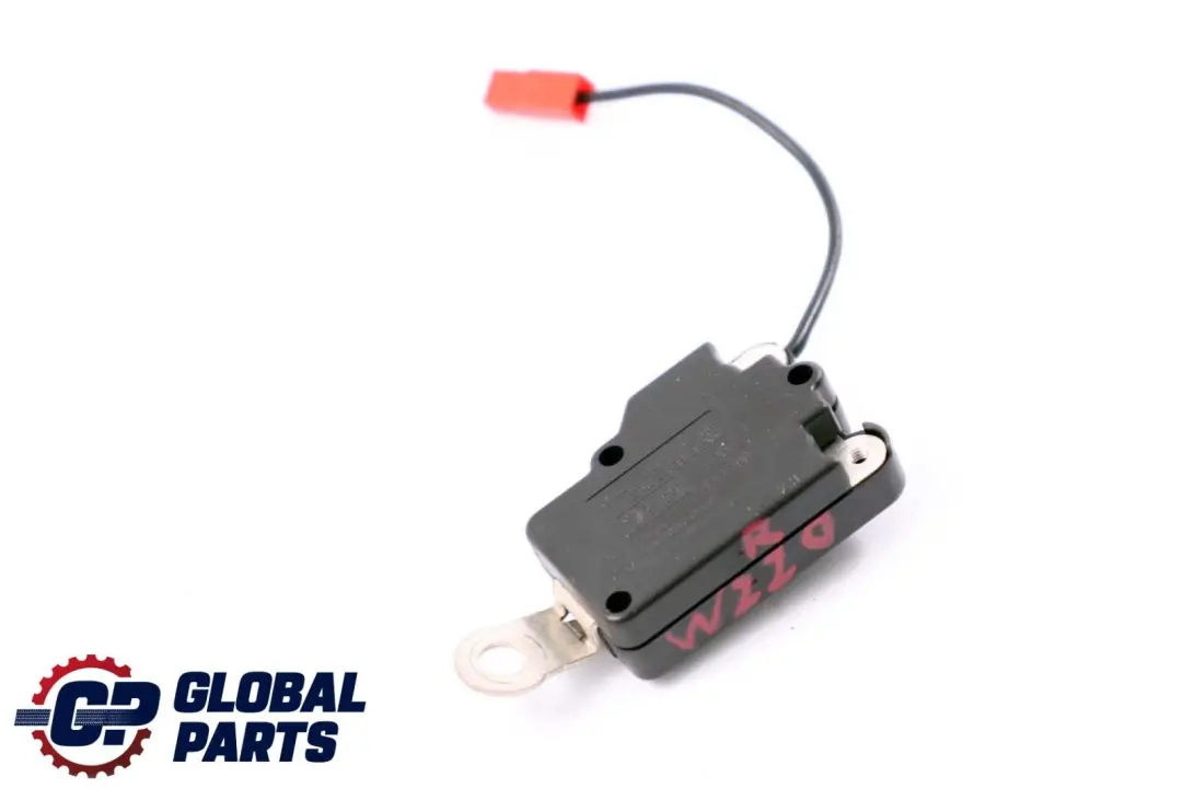 Mercedes-Benz CL S Class C215 W220 Antenna Amplifier Filter Module to with Part number A2208201489 Mercedes-Benz CL S Class C215 W220 Antenna Amplifier Filter Module - SKU A2208201489 - Part number A2208201489