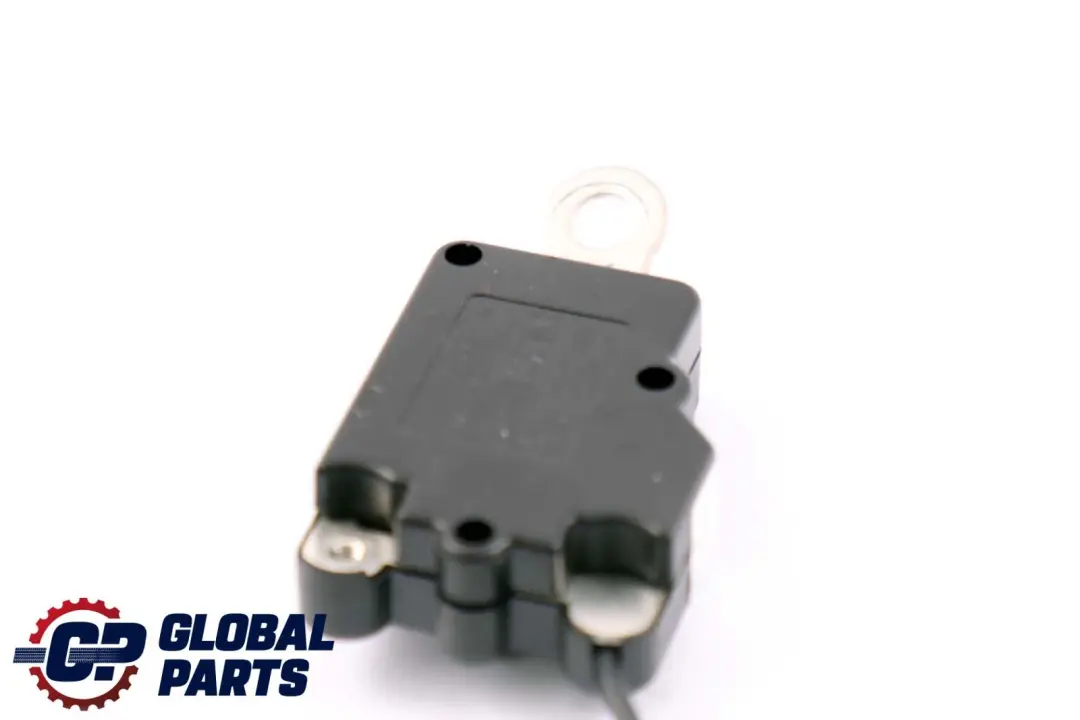 Mercedes-Benz CL S Class C215 W220 Antenna Amplifier Filter Module to with Part number A2208201489 Mercedes-Benz CL S Class C215 W220 Antenna Amplifier Filter Module - SKU A2208201489 - Part number A2208201489