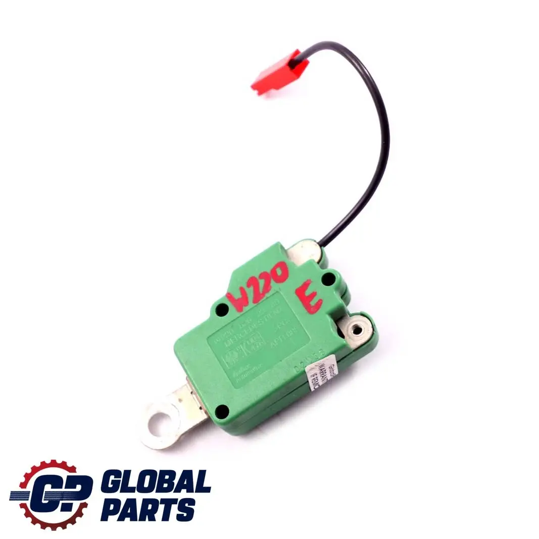 klasa W220 Wzmacniacz moduł antenowy do Mercedes S o numerze A2208202389 Mercedes S klasa W220 Wzmacniacz moduł antenowy - SKU A2208202389 - Numer Części A2208202389