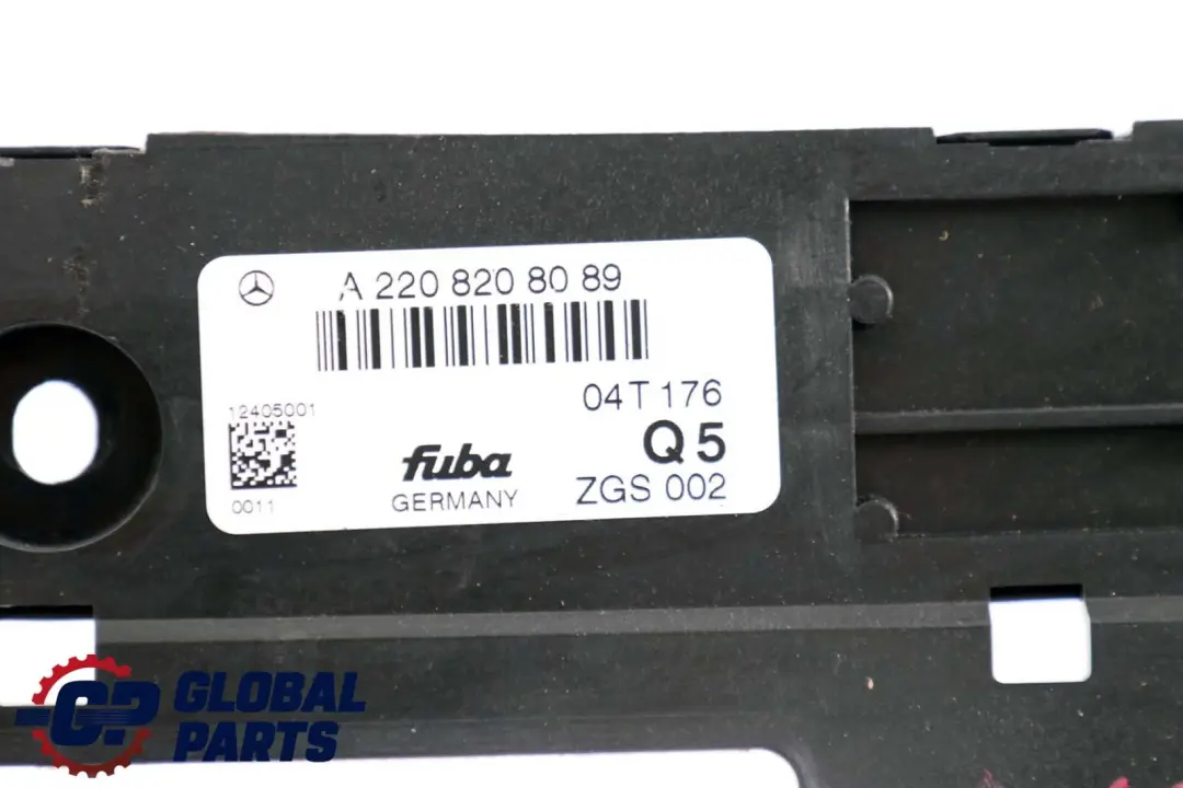 Mercedes-Benz S-Class W220 Aerial Roof Antenna Rear Frame Cover to with Part number A2208208089 Mercedes-Benz S-Class W220 Aerial Roof Antenna Rear Frame Cover - SKU A2208208089 - Part number A2208208089