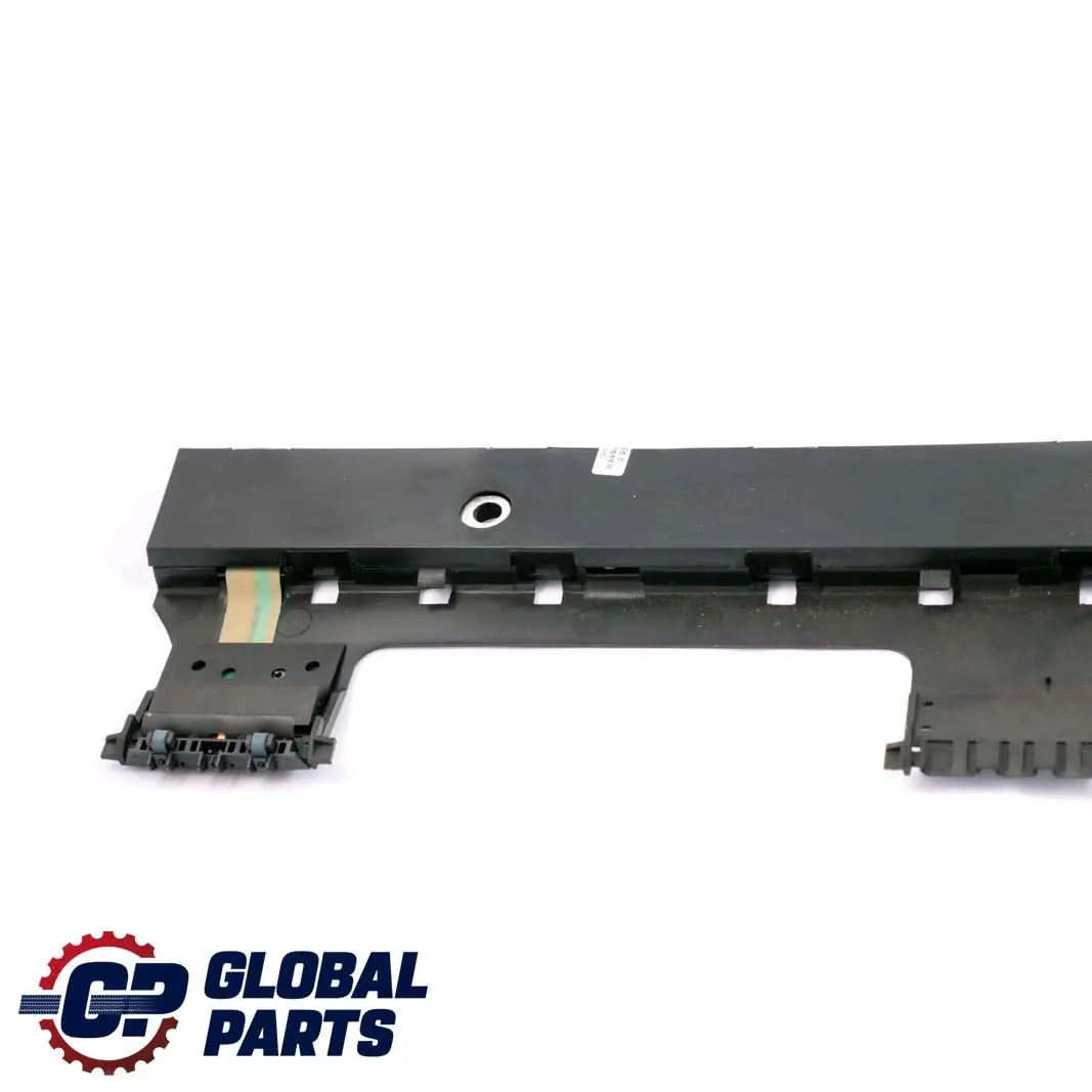 Mercedes-Benz S-Class W220 Aerial Antenna Amplifier Roof Rear Rail to with Part number A2208208589 Mercedes-Benz S-Class W220 Aerial Antenna Amplifier Roof Rear Rail - SKU A2208208589 - Part number A2208208589