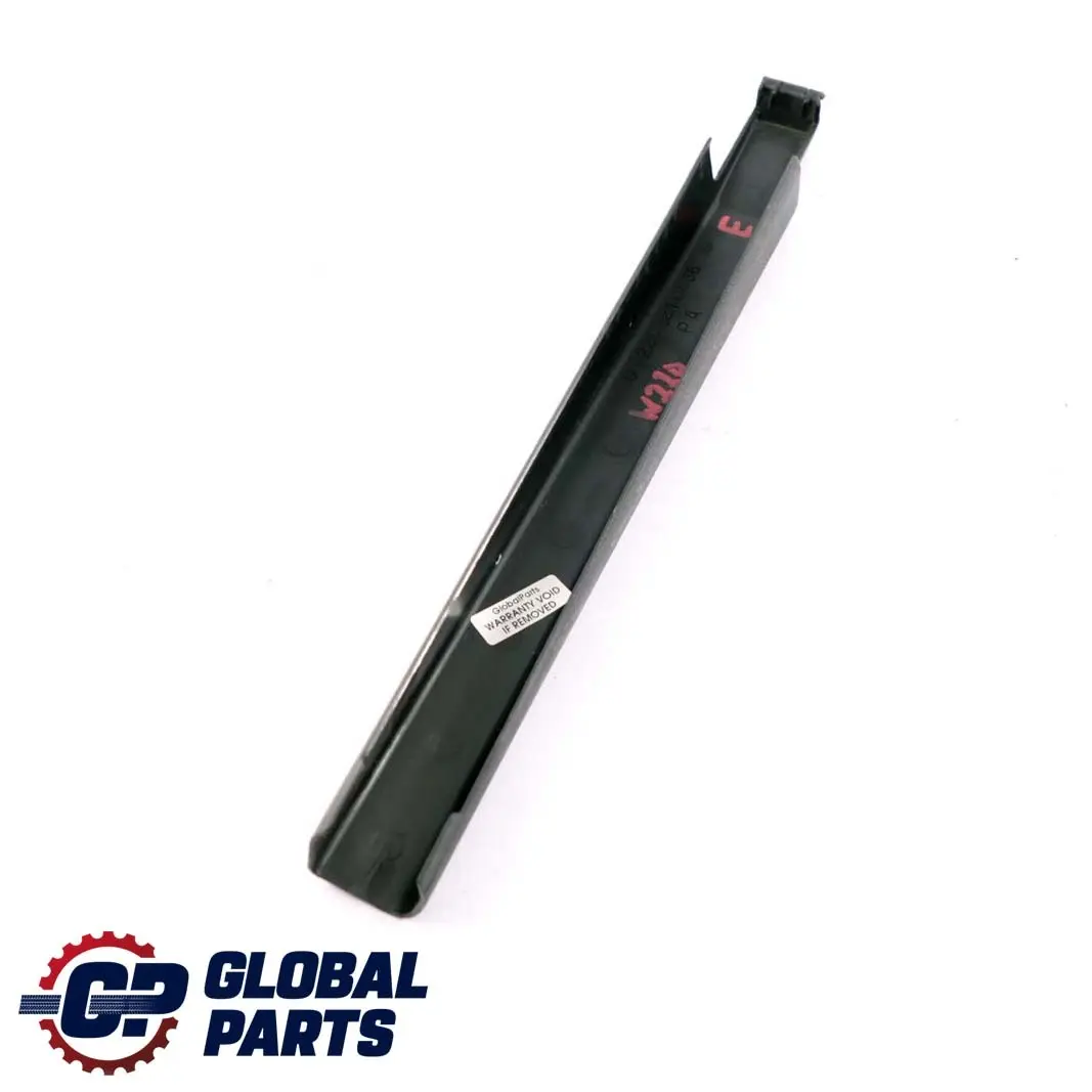 Mercedes-Benz S W220 Coffre Baguette Revetement Arriere Gauche pour à propos du numéro de pièce A2208210136 Mercedes-Benz S W220 Coffre Baguette Revetement Arriere Gauche - SKU A2208210136 - Numéro de pièce A2208210136