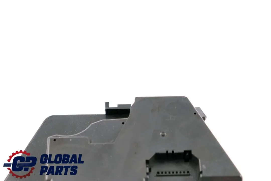 Door Control Module Unit Right O/S to Mercedes W220 Rear with Part number A2208216879 Mercedes W220 Rear Door Control Module Unit Right O/S - SKU A2208216879 - Part number A2208216879