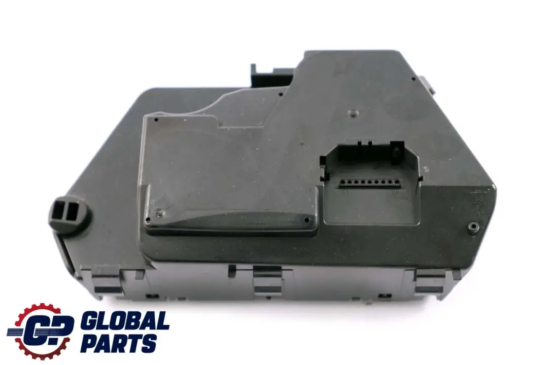 Mercedes Clase W220 Modulo De control De La puerta trasera derecha - SKU A2208216879 - Número de pieza A2208216879