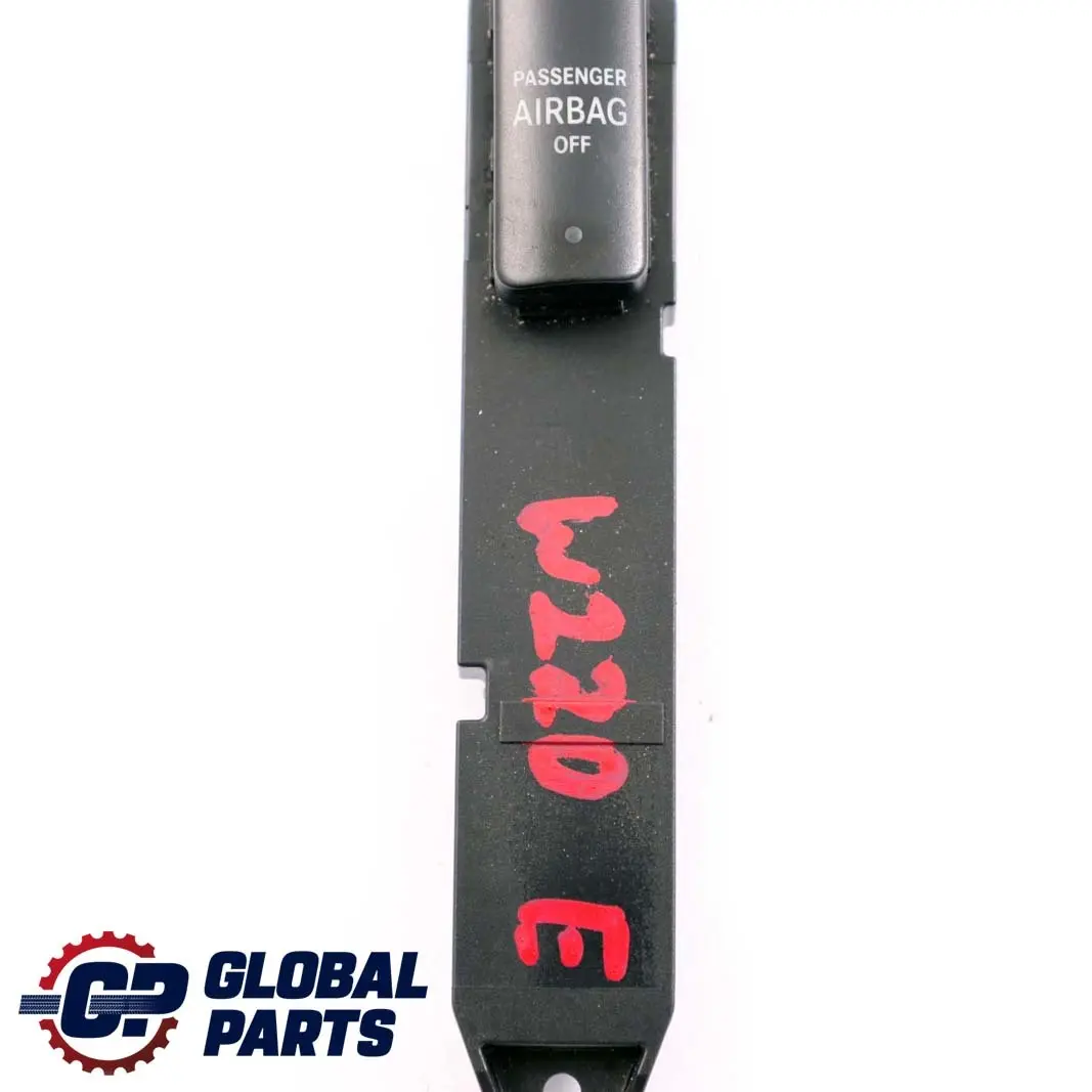  Mercedes-Benz Clase S W220 Airbag del pasajero Boton del interruptor - SKU A2208218458 - Número de pieza A2208218458