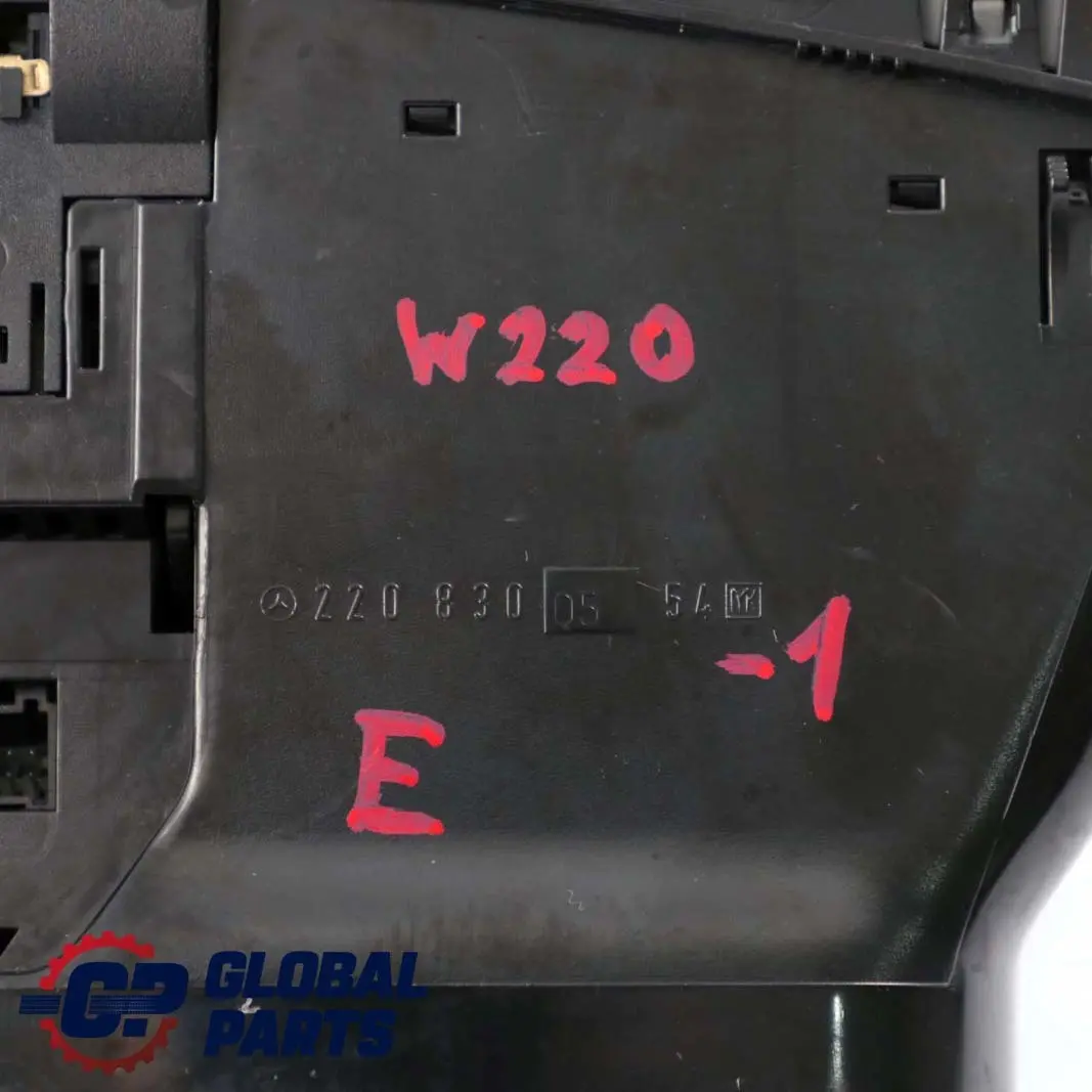  Mercedes-Benz S W220 Armaturenbrett Luftdüse Lüftung Mitte Grau - SKU A2208300554-1 - Teilenummer A2208300554