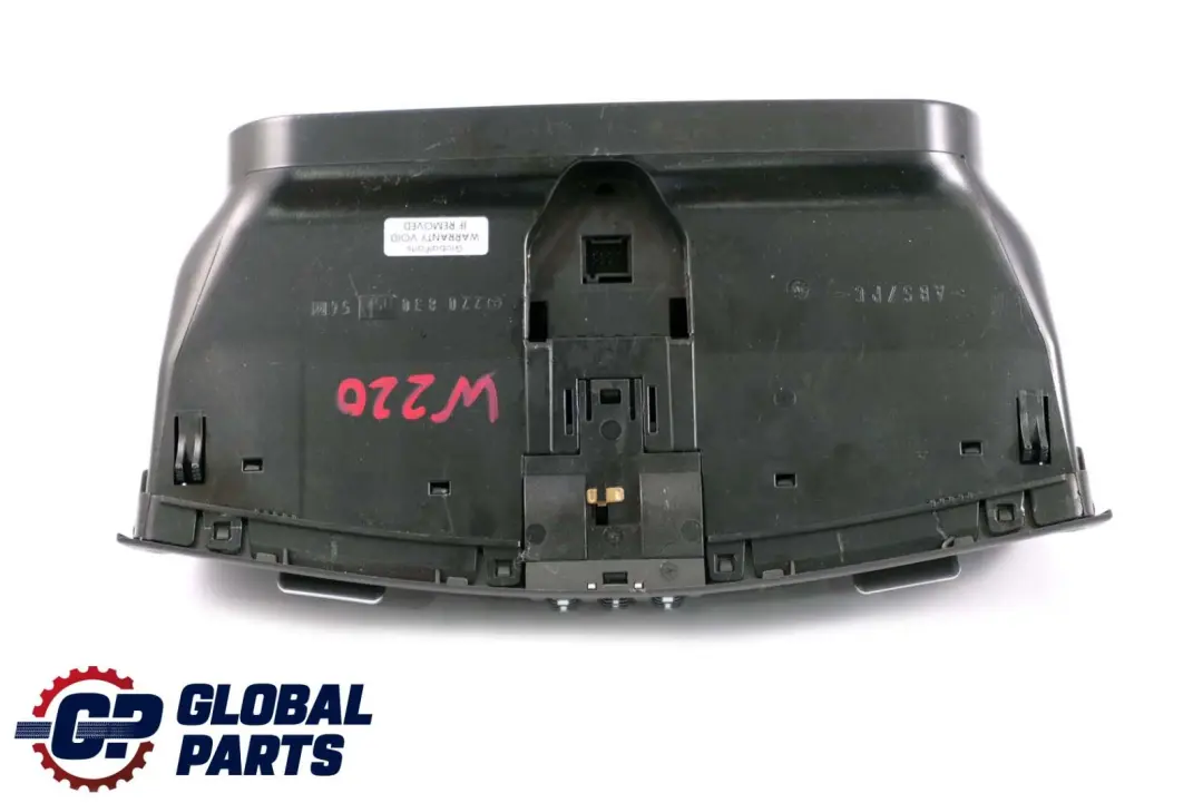 Bocchetta Aria Centrale Cruscotto Nera per Mercedes S-Class W220 con numero di parte A2208300554 Mercedes S-Class W220 Bocchetta Aria Centrale Cruscotto Nera - SKU A2208300554 - Numero di parte A2208300554