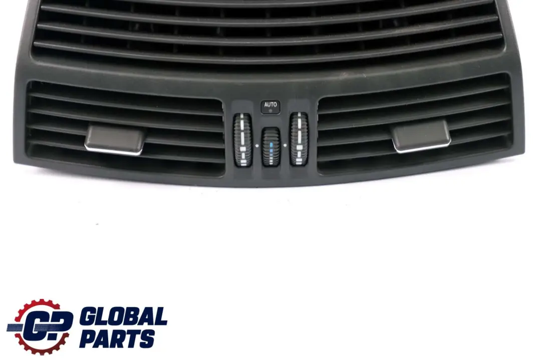 Bocchetta Aria Centrale Cruscotto Nera per Mercedes S-Class W220 con numero di parte A2208300554 Mercedes S-Class W220 Bocchetta Aria Centrale Cruscotto Nera - SKU A2208300554 - Numero di parte A2208300554