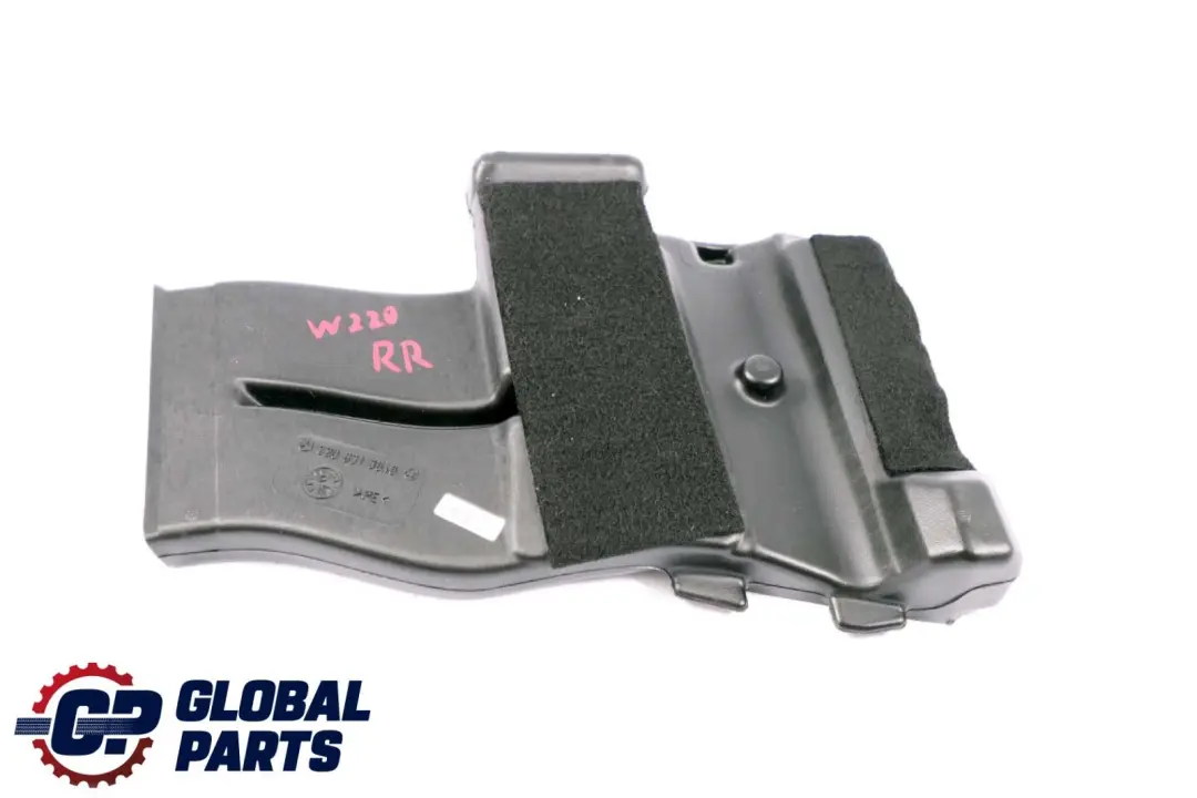 Rura kanału powietrza prawy do Mercedes W220 o numerze A2208313646 Mercedes W220 Rura kanału powietrza prawy - SKU A2208313646 - Numer Części A2208313646
