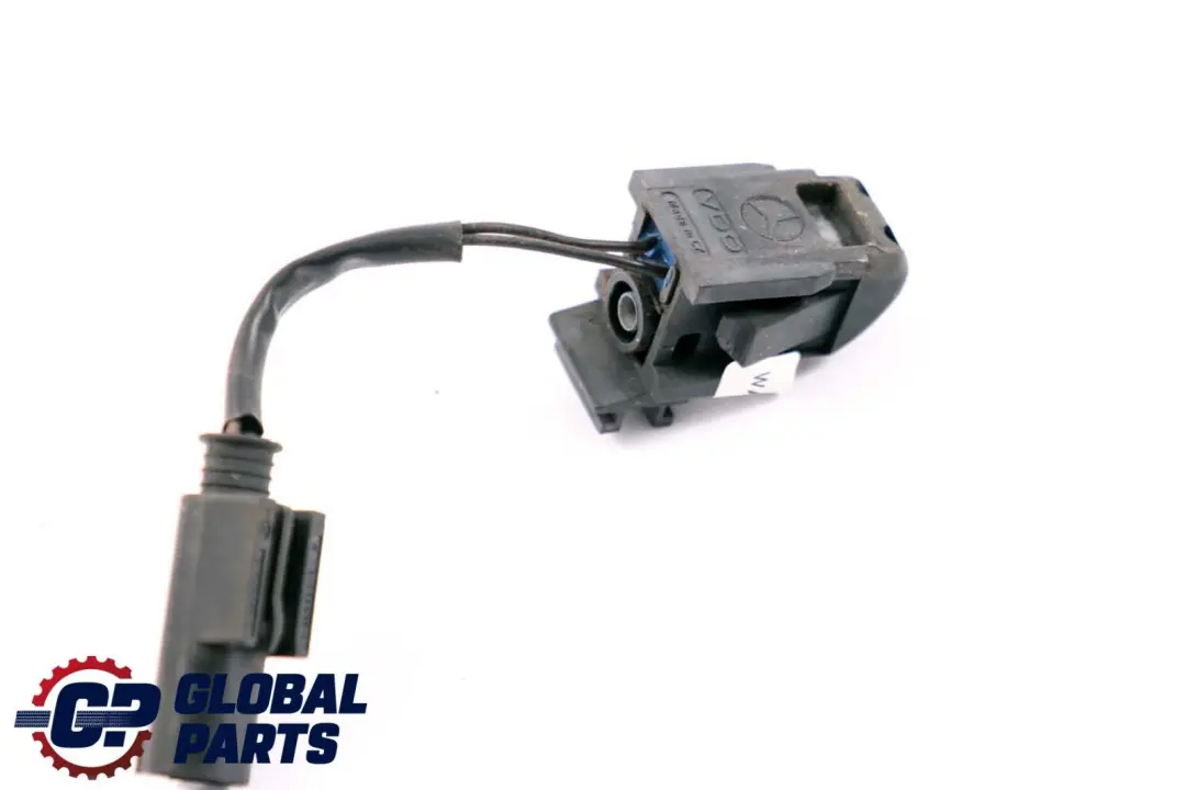 Boquilla Lavaparabrisas Izquierda para Mercedes C215 W220 con número de pieza A2208600147 Mercedes C215 W220 Boquilla Lavaparabrisas Izquierda - SKU A2208600147 - Número de pieza A2208600147